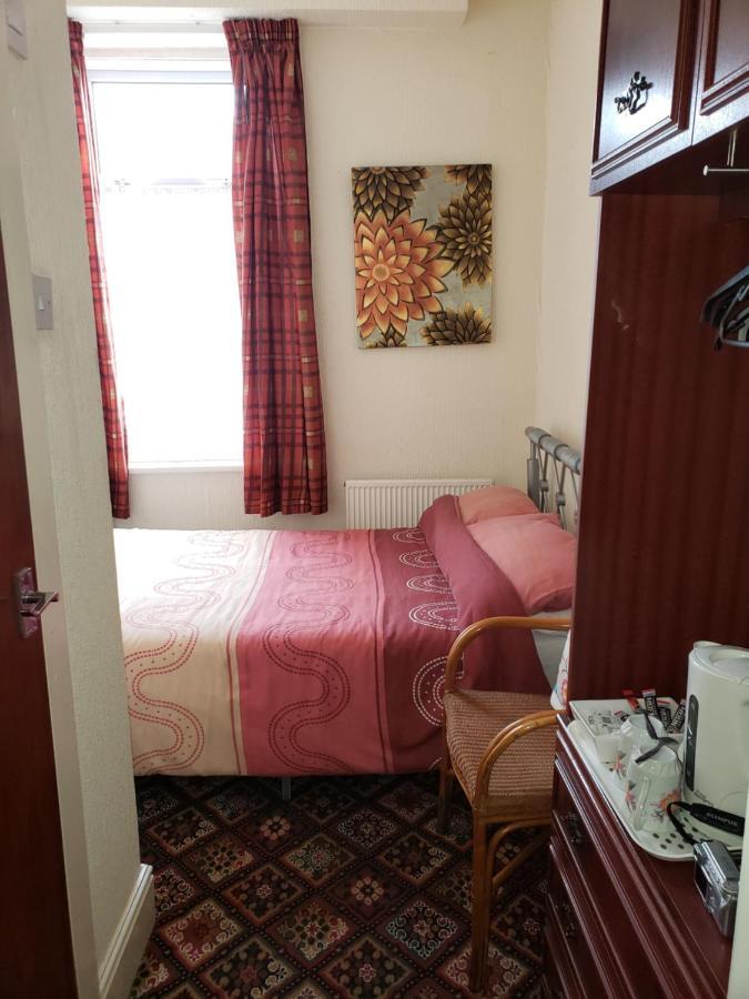 Fernlea Hotel Blackpool Bagian luar foto