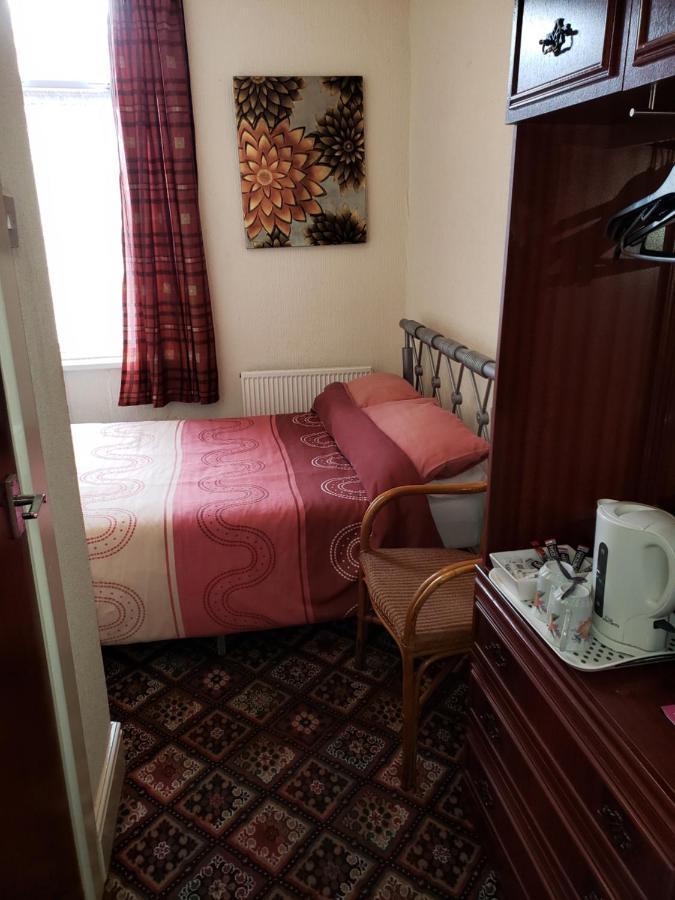 Fernlea Hotel Blackpool Bagian luar foto